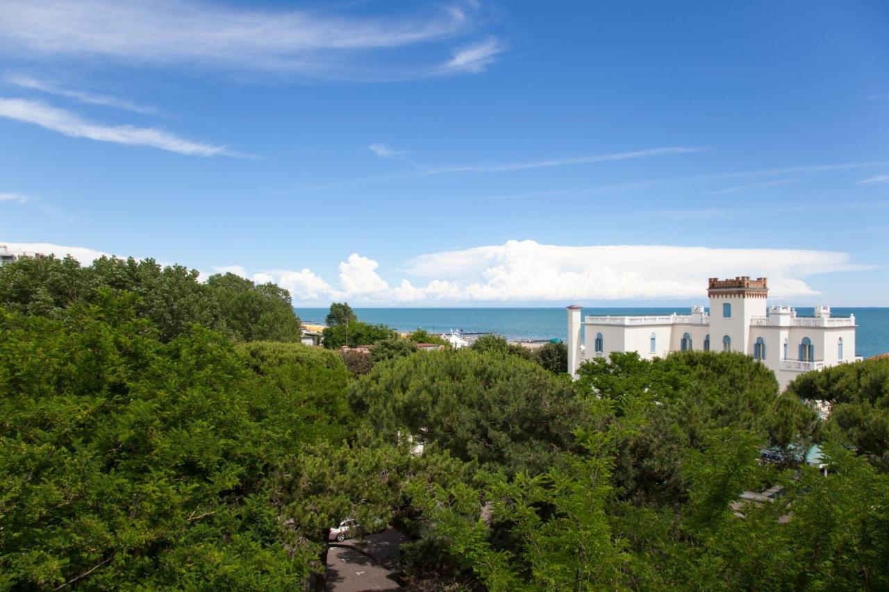 Hotel Greif Lido di Jesolo Exterior photo