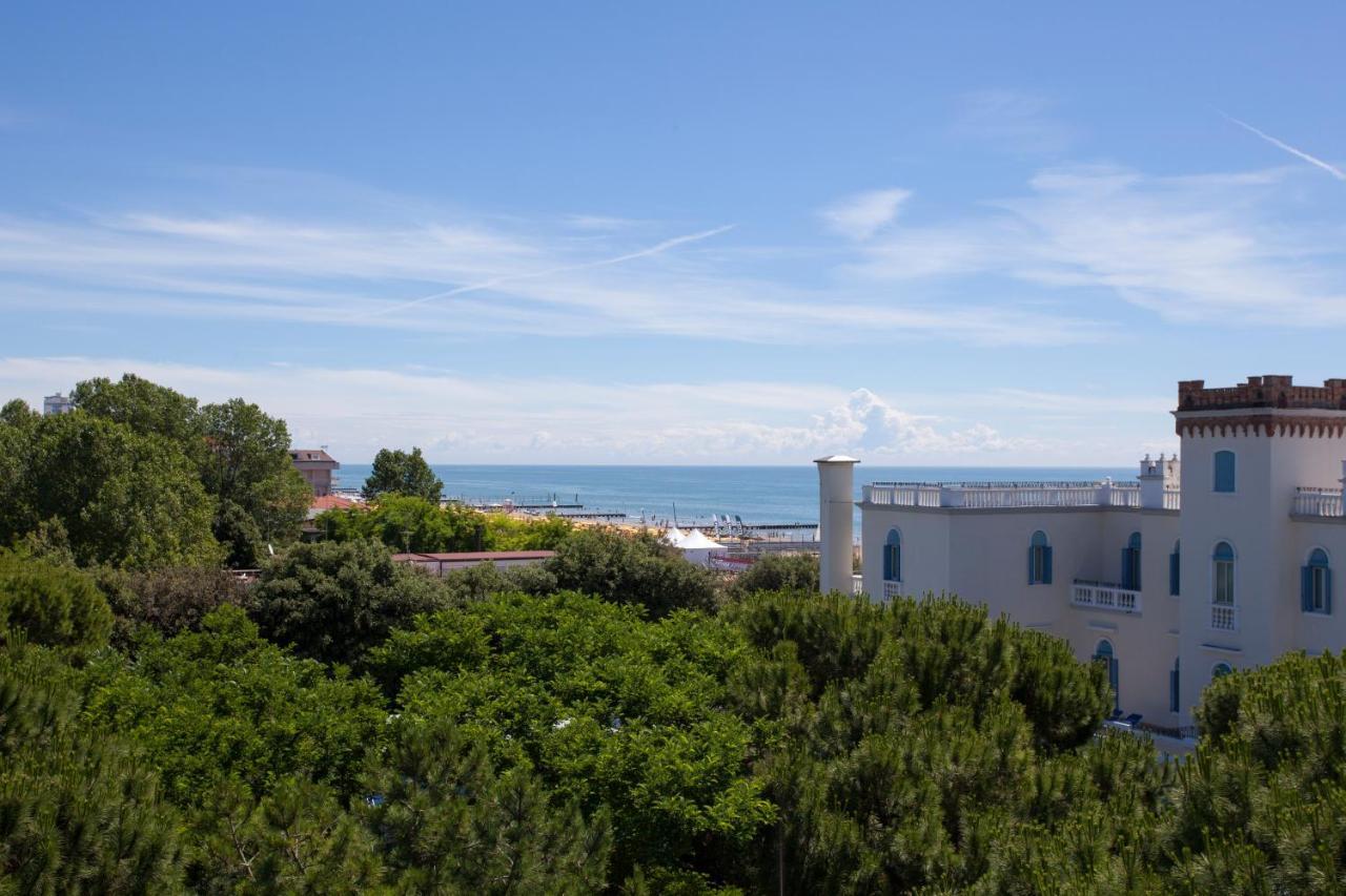 Hotel Greif Lido di Jesolo Exterior photo